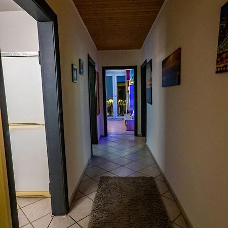 #121 Grosse, Gemuetliche Wohnung In Remscheid-City Esterno foto