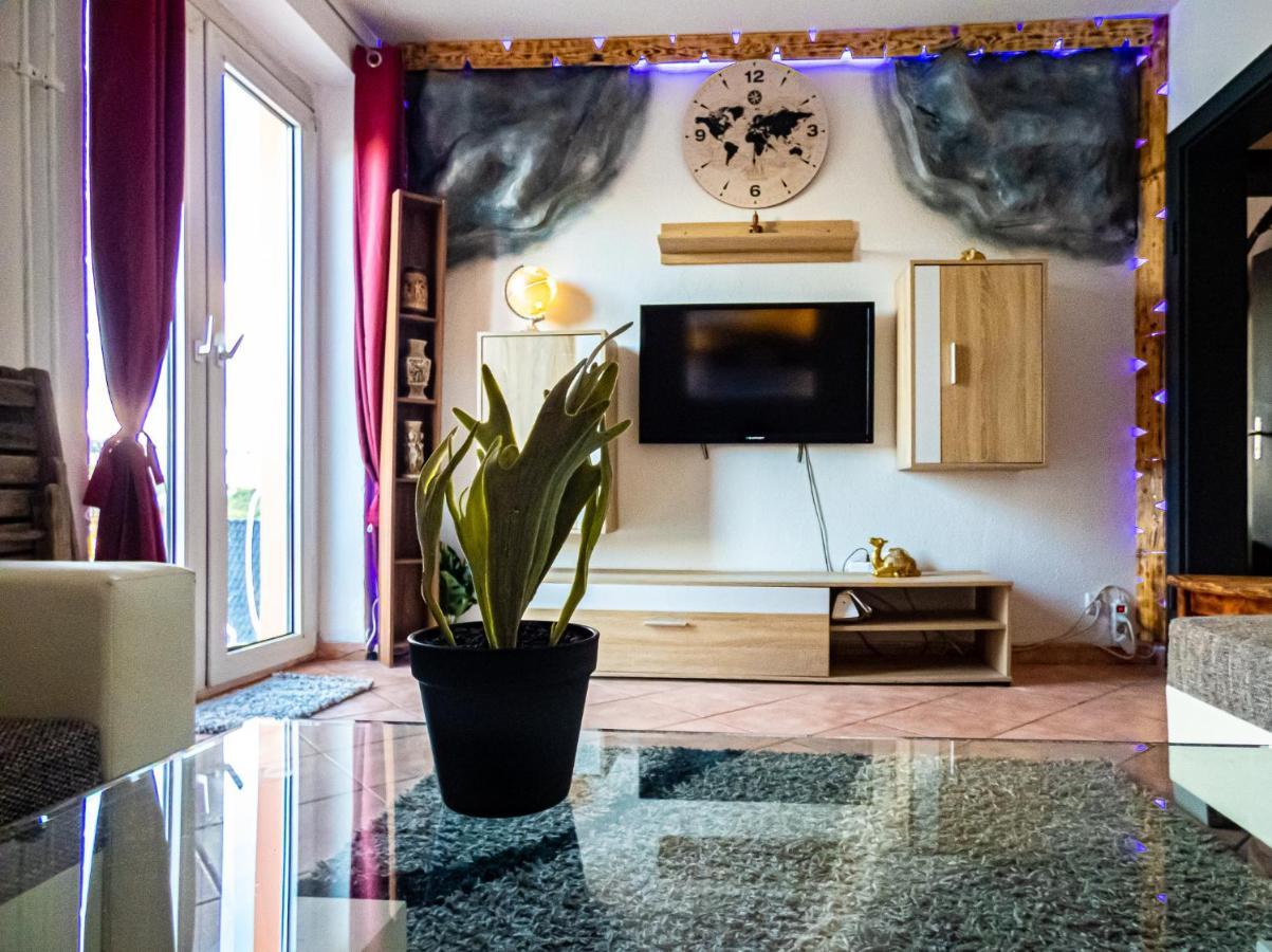 #121 Grosse, Gemuetliche Wohnung In Remscheid-City Esterno foto