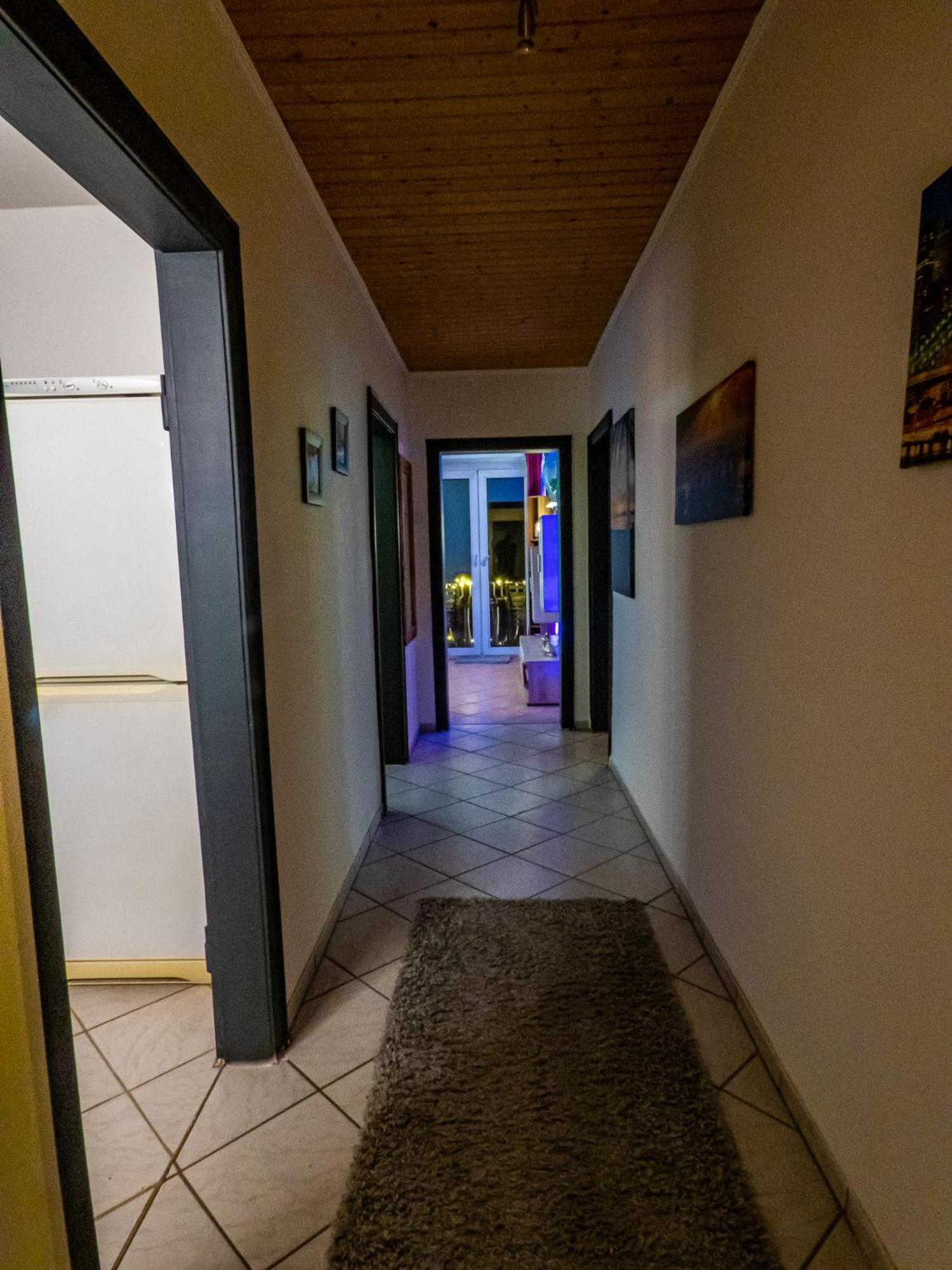 #121 Grosse, Gemuetliche Wohnung In Remscheid-City Esterno foto